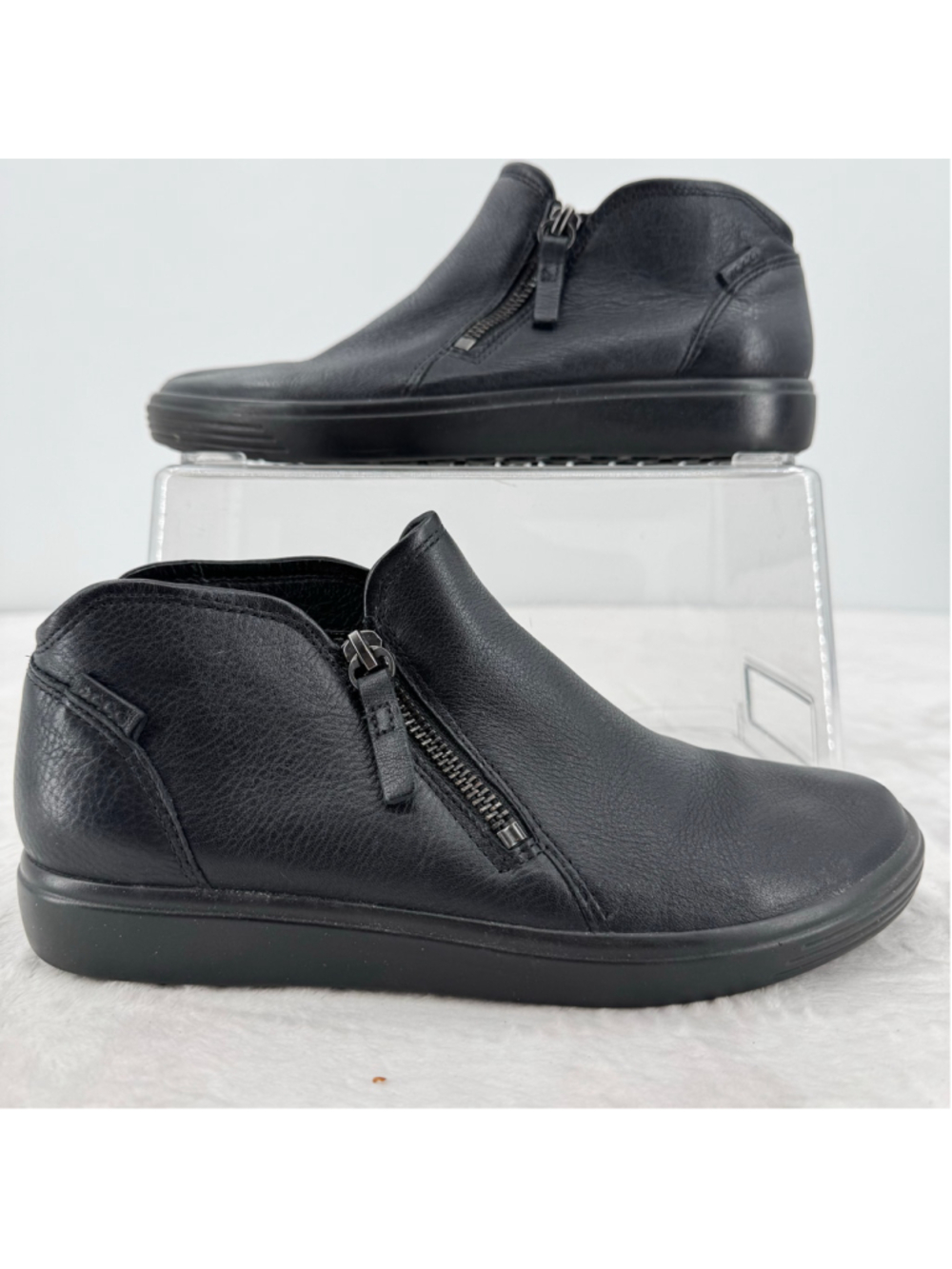 Ecco Soft 7 Ankle Booties Black Genuine Leather Flat Rubber Sole Comfort 6/37
